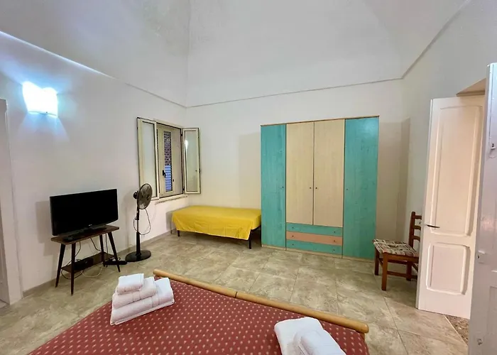 Vespucci 8 Castro (Lecce)